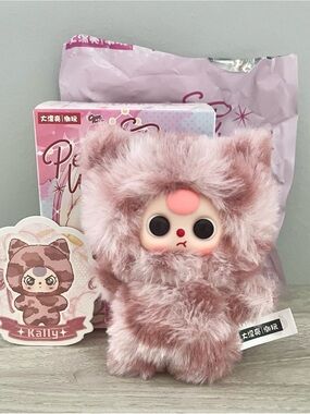 Baby Three Petit Cat Wardrobe V2 Vinyl Plush Pendant - Kally